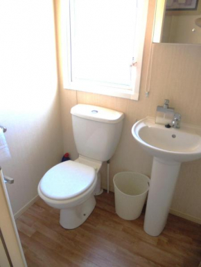 The Wolds: The Wolds:- 6 Berth, Central Heated